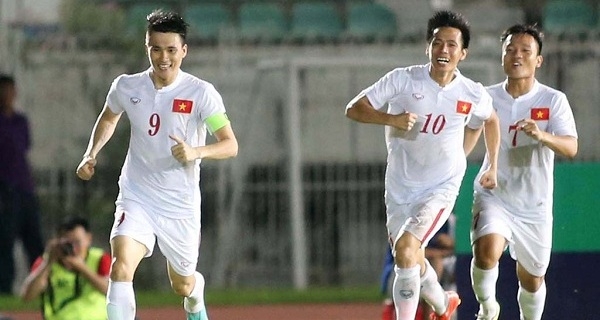 Chuyên gia bóng đá Việt nói gì về chức vô địch đầu tiên của Hữu Thắng?